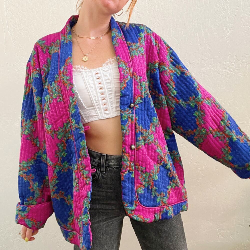 Vintage Style Quilted Blue Pink Paisley Button Up Jacket - Picture 2 of 7